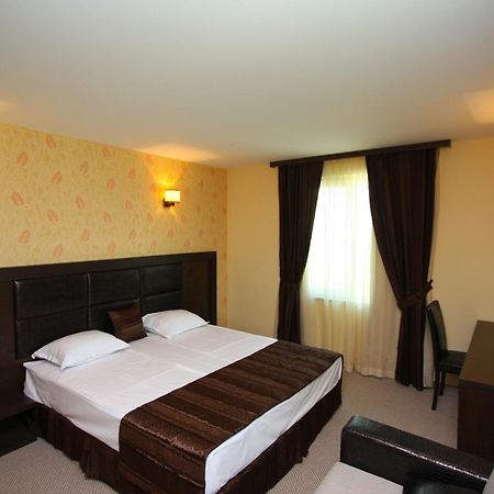 Siena House Hotel Sozopol Exterior foto